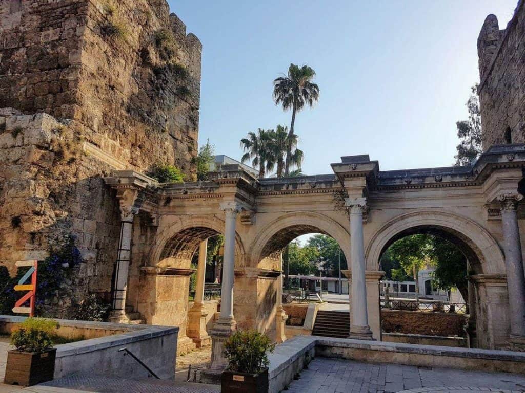 The Hadrian Gate in Kaleici (old town Antalya) #hadriansgate
