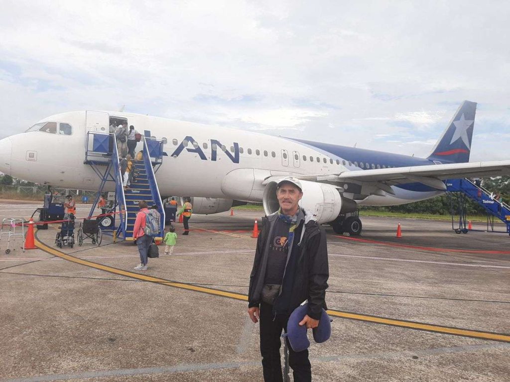 Man departed Latam airways plane at Puerto Maldonado airport airport