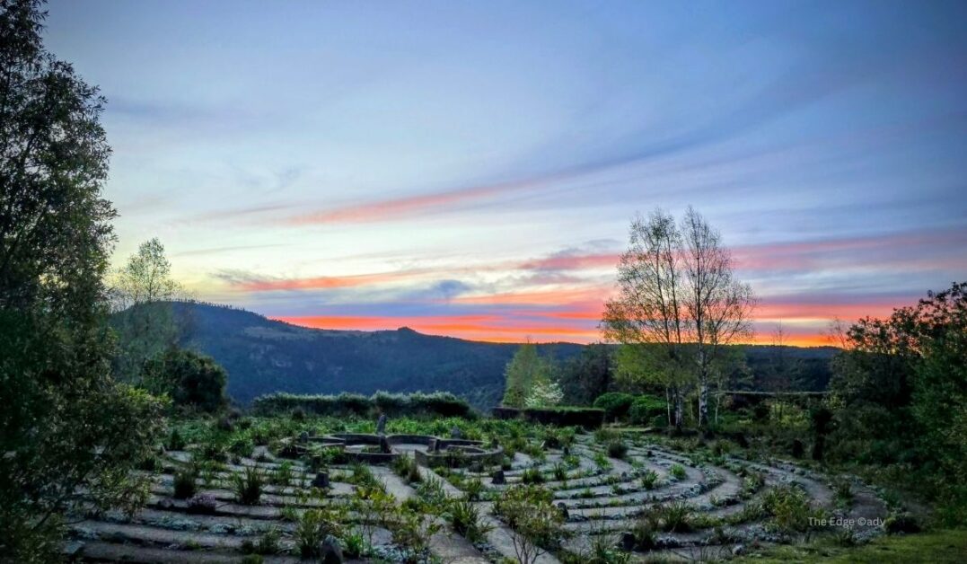 Labyrinth at The Edge Hogsback #labyrinthHogsback #HogsbackLabyrinth #Hogsbacksunset